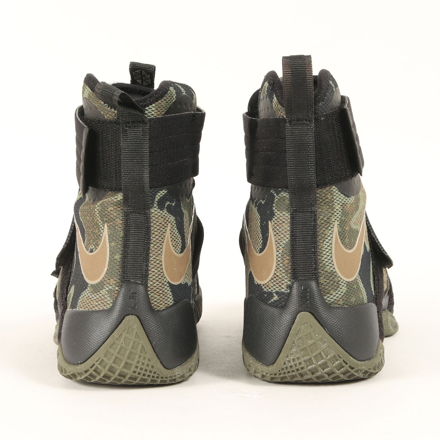 LEBRON SOLDIER 10 SFG EP (852400-022)