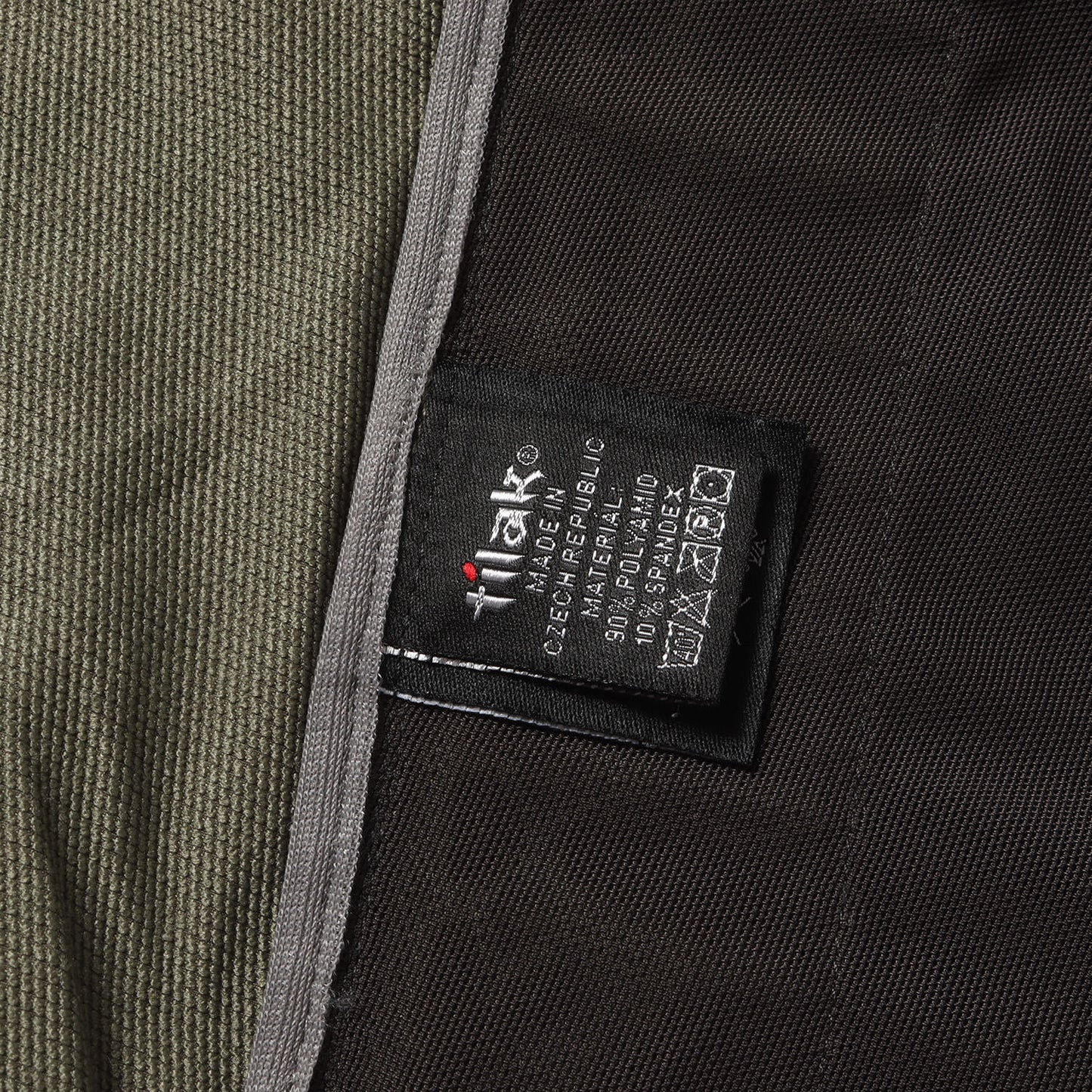 [人気モデル] チェコ軍採用 ストレッチソフトシェル ノシャック ミグ ジャケット (Noshaq MIG Jacket)