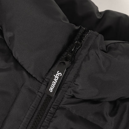 ブランドロゴ柄 パフィー ダウンジャケット(Bonded Logo Puffy Jacket)