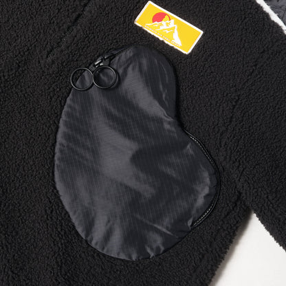 ハーフジップ プルオーバー フリース ジャケット(Logo Plaque Pullover)