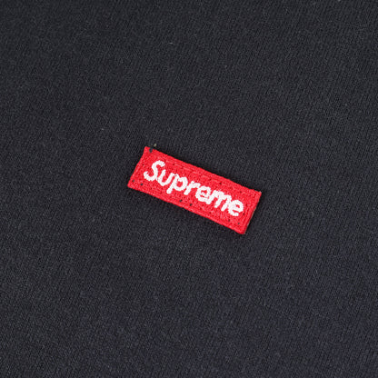 スモールBOXロゴ クルーネック Tシャツ(Small Box Tee)