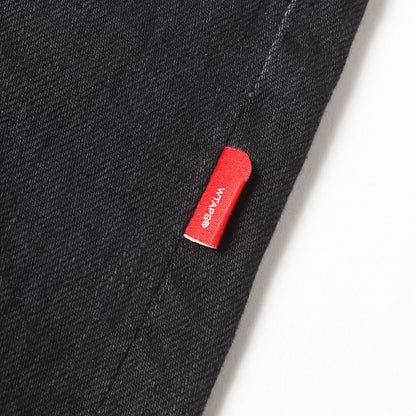 ベリースキニー ブラック デニムパンツ(BLUES. VERY SKINNY. RAW)