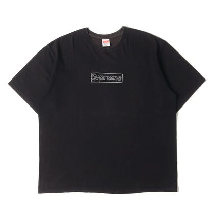 21SS ×KAWS チョークBOXロゴ Tシャツ(Chalk Box Logo Tee)