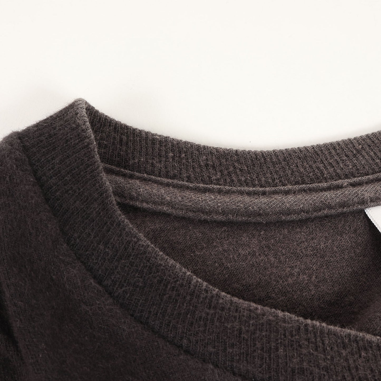 21SS ×KAWS チョークBOXロゴ Tシャツ(Chalk Box Logo Tee)