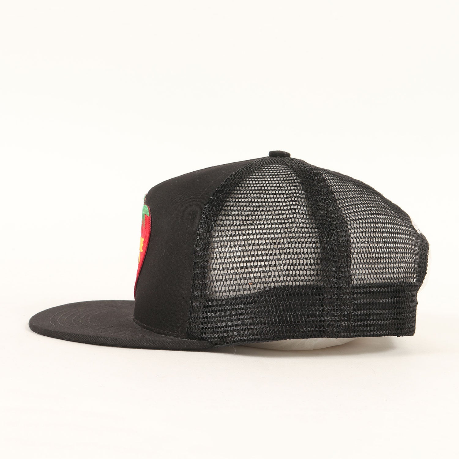 Supreme】 Strawberry Mesh Back 5 Supreme】 Strawberry Mesh Back 5
