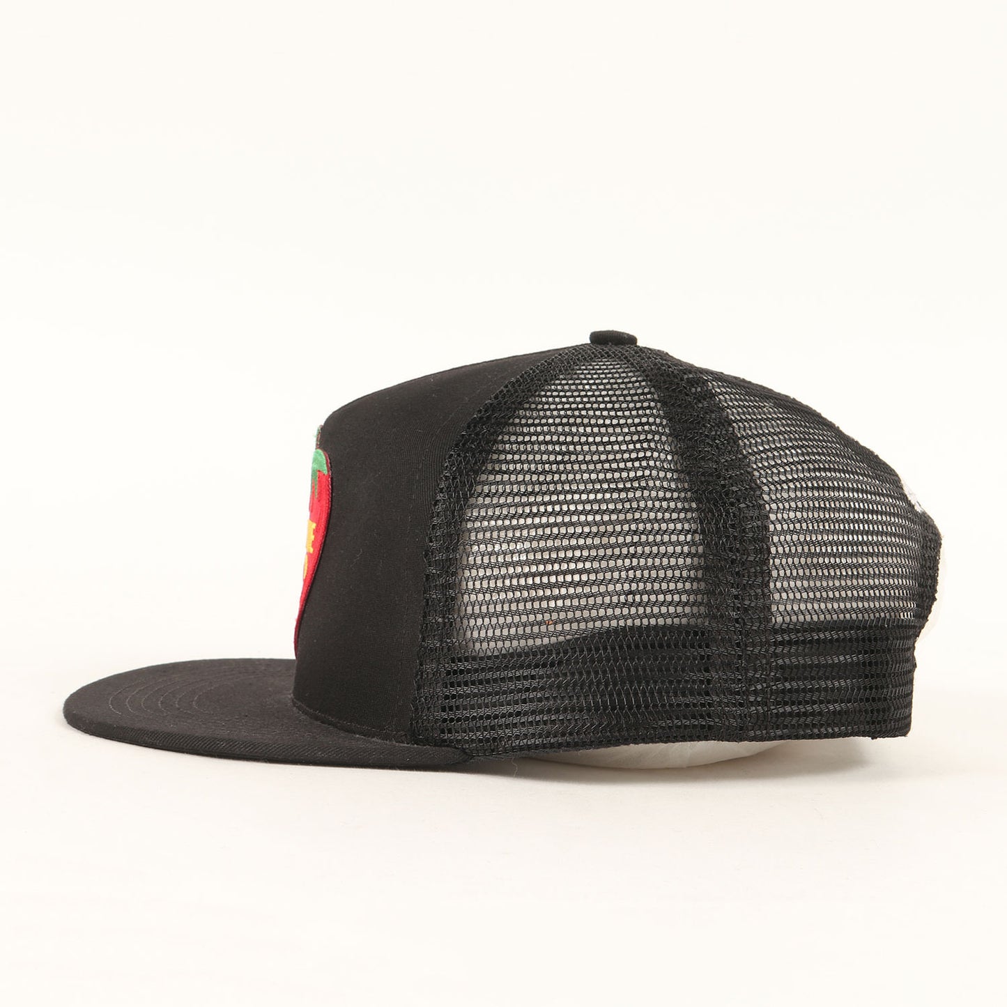 ストロベリーパッチ 5パネル メッシュキャップ(Strawberry Mesh Back 5-Panel)