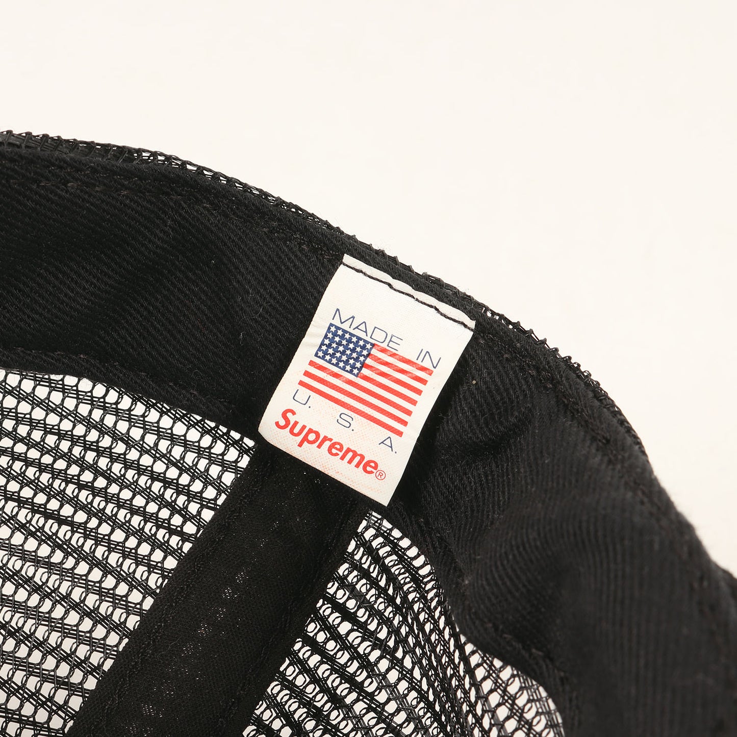 ストロベリーパッチ 5パネル メッシュキャップ(Strawberry Mesh Back 5-Panel)