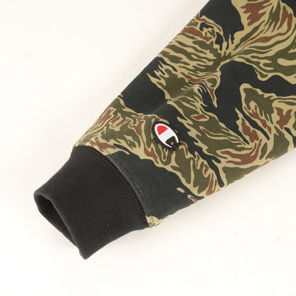 ×Champion タイガーカモ スウェットパーカー(Pullover)
