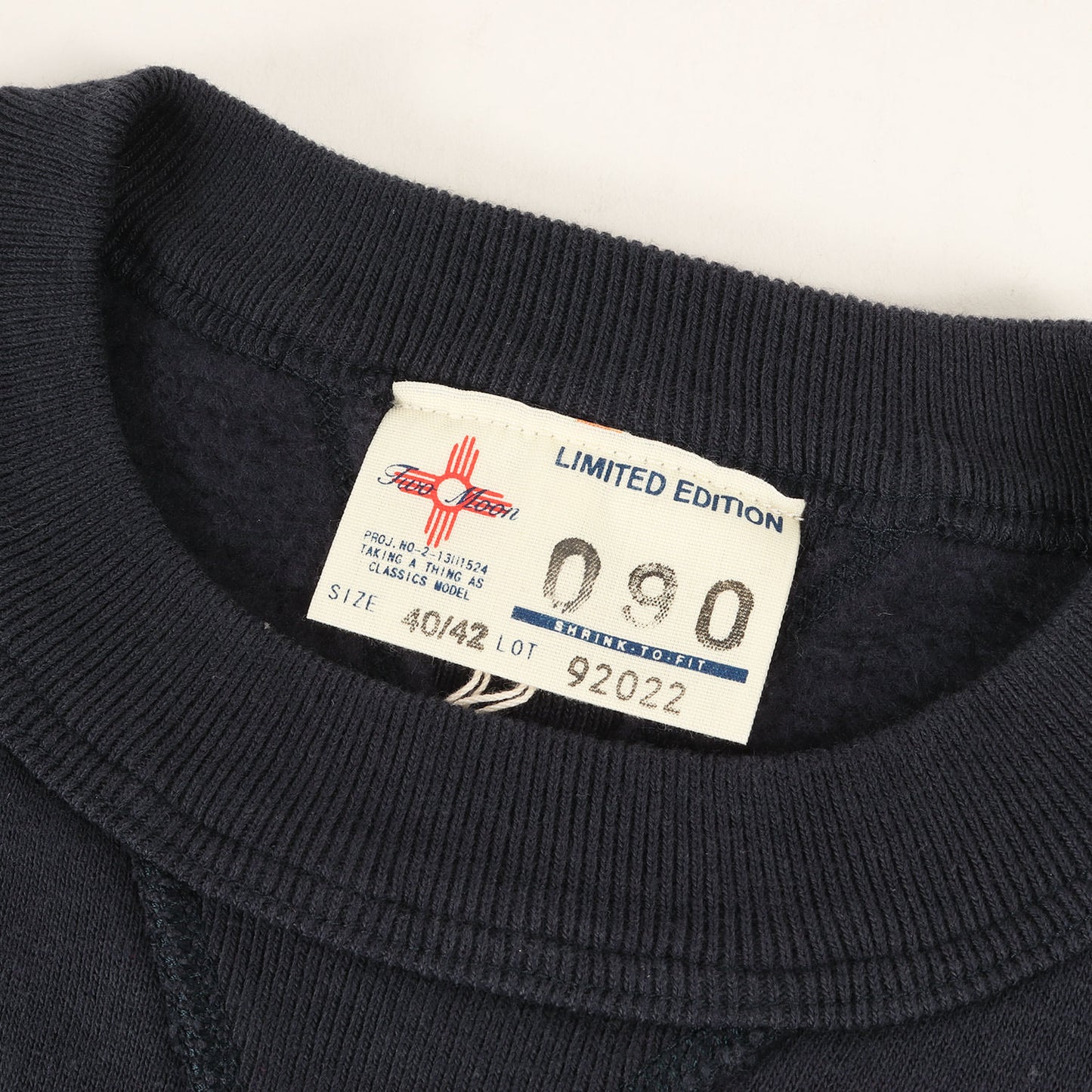 LIMITED EDITION 両V 無地 セットインスリーブ スウェット
