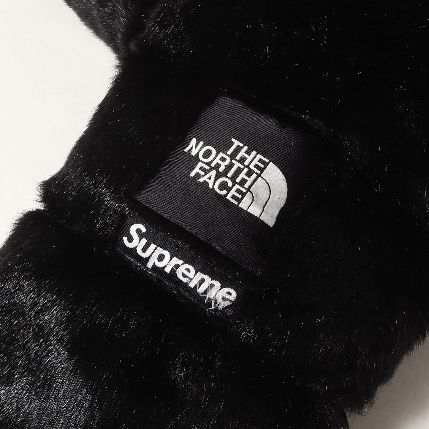 ×THE NORTH FACE フェイクファー ヌプシ ダウンジャケット(Faux Fur Nuptse Jacket)