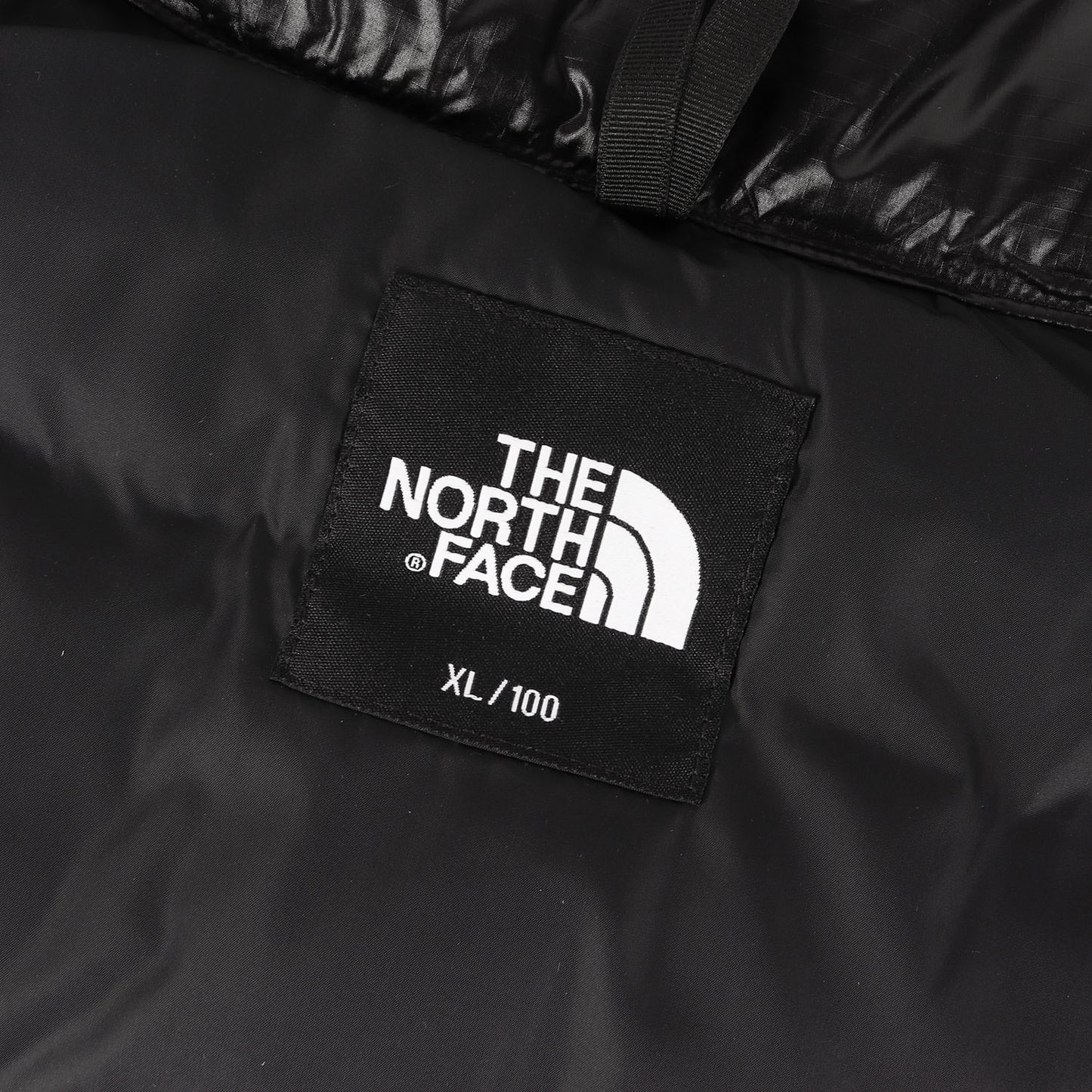 海外限定 ヌプシ ショート ダウンジャケット (Nuptse Short Jacket)