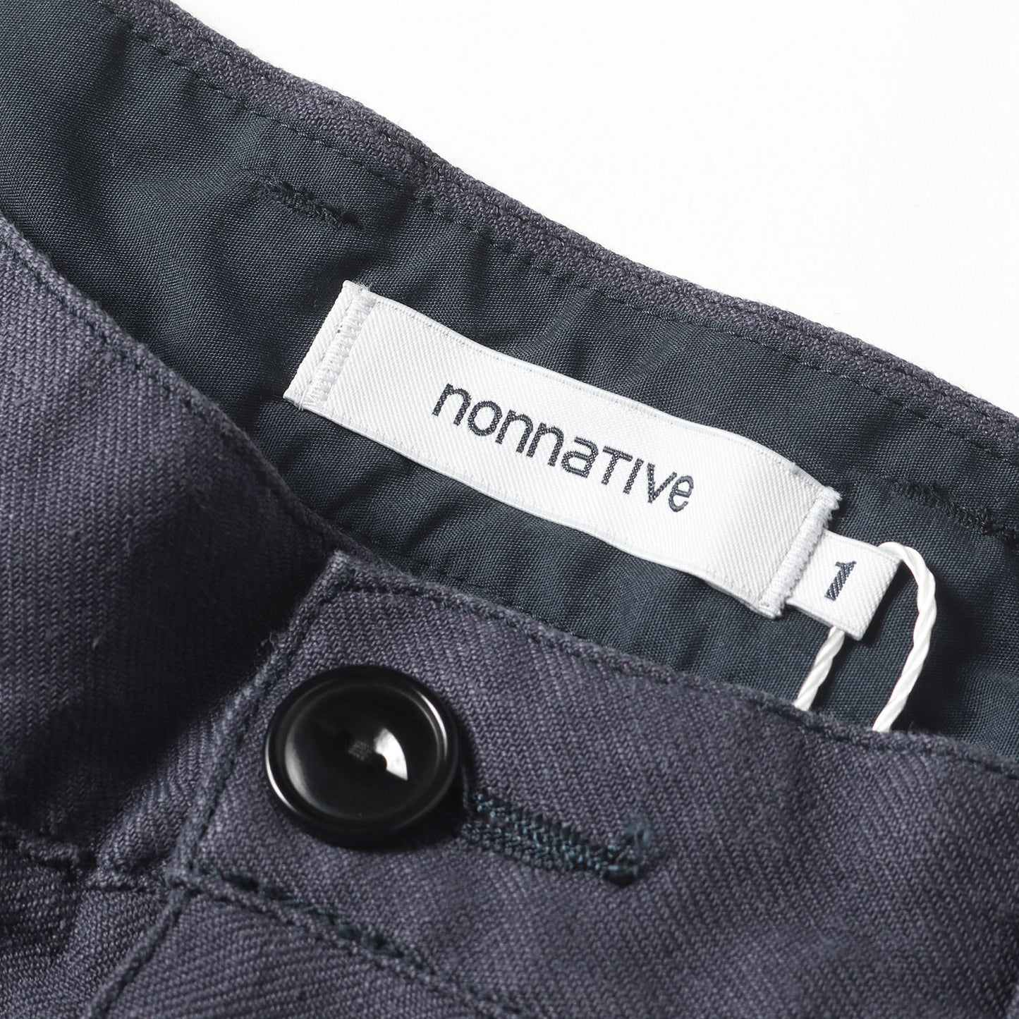 25SS 2タック ワイドテーパード パンツ(OFFICER CHINO TROUSERS Li/Ac TWILL)