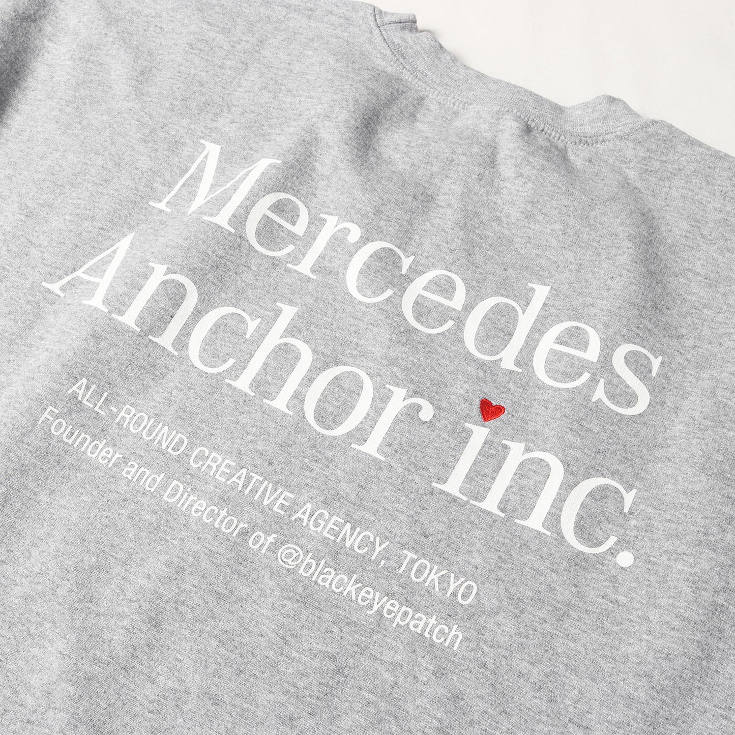 ハートロゴ クルーネック スウェット(V-day crew sweat)