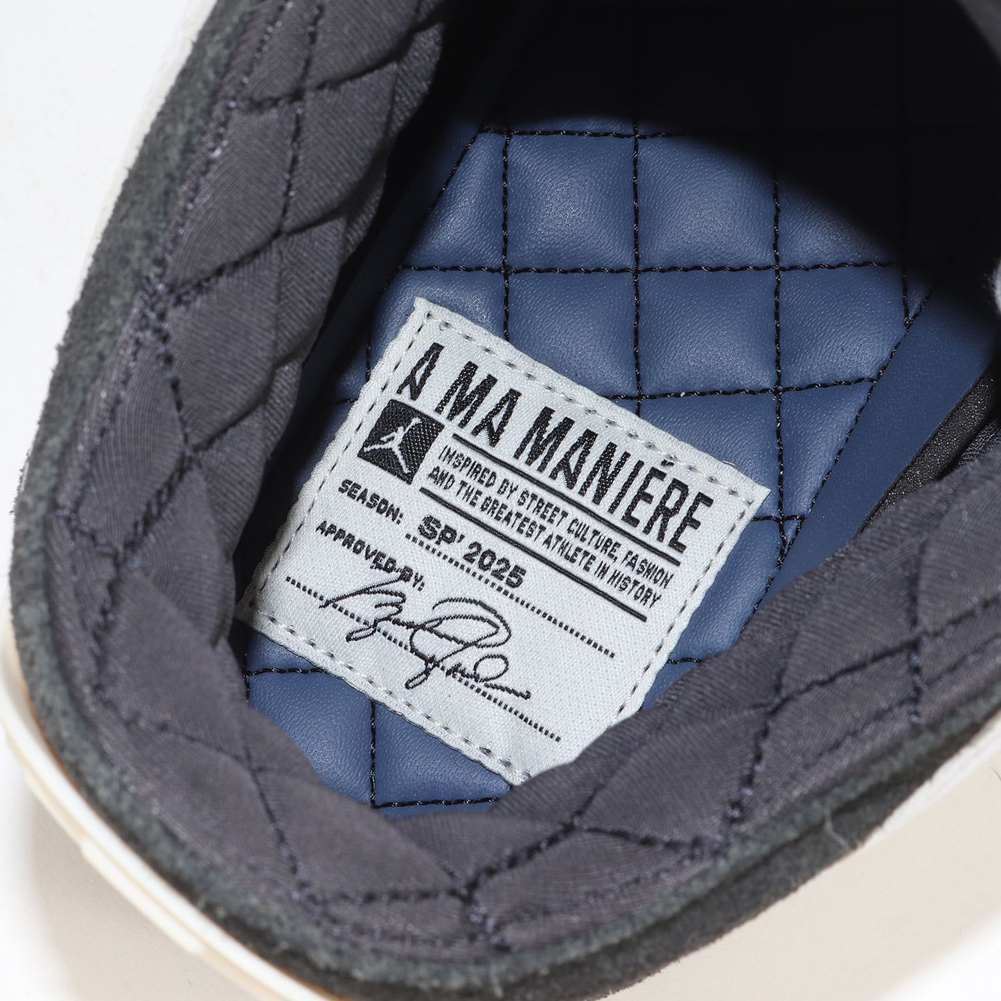 ×A MA MANIERE AIR JORDAN 3 RETRO OG SP For The Love (HV8571-100)