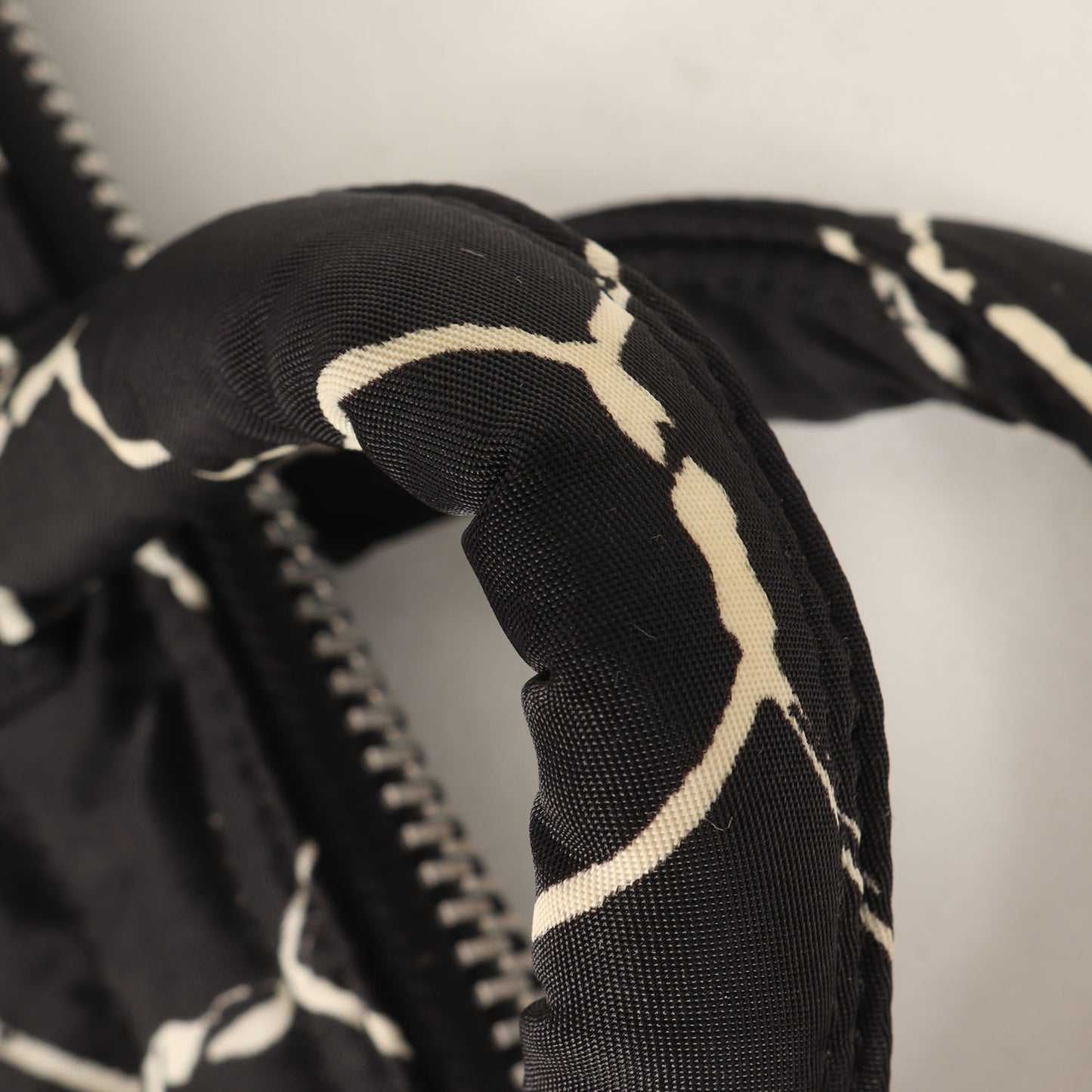 ×PORTER ワイヤーメッシュ柄 ヘルメットバッグ