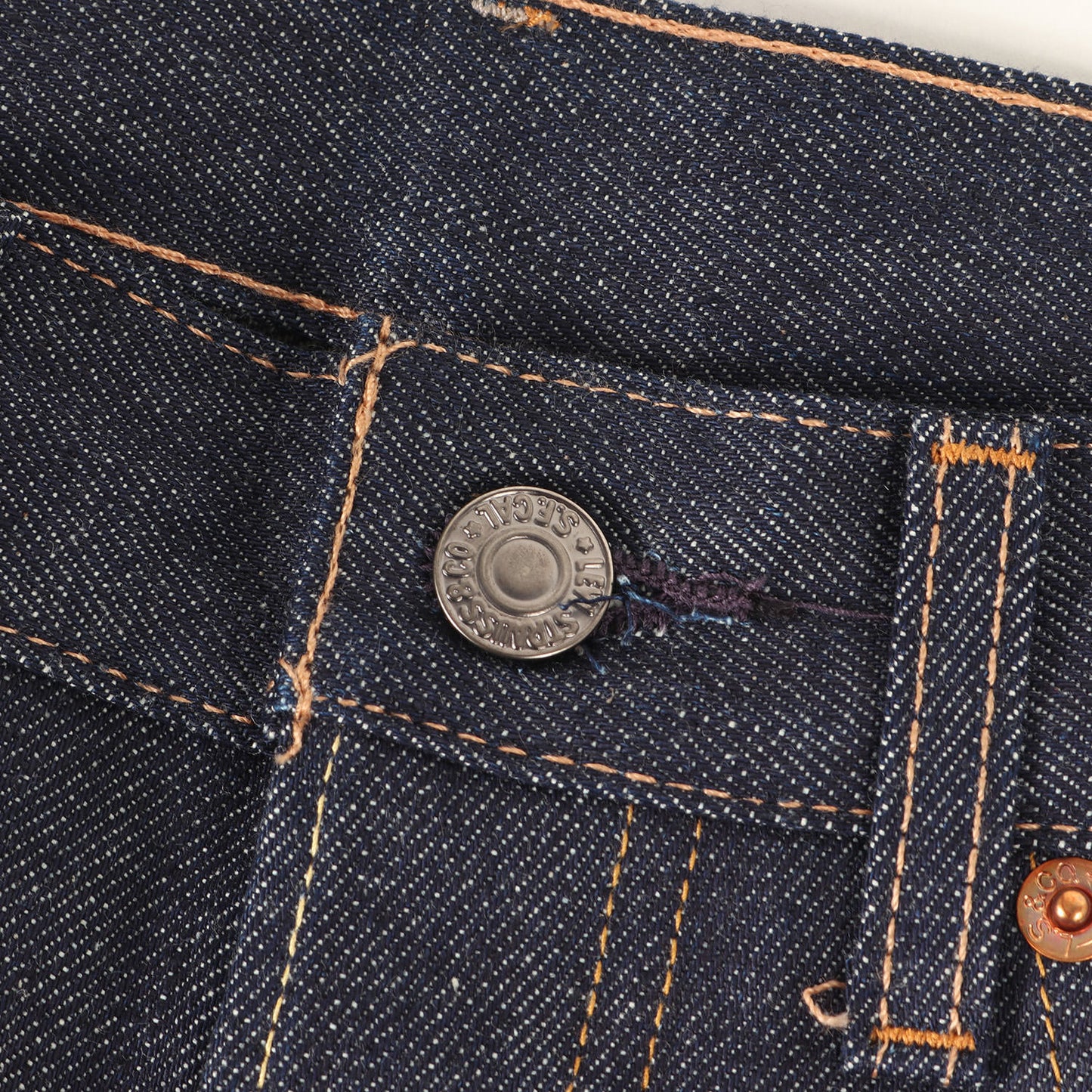 [現行モデル ブルガリア製] 1966年復刻 501XX-501 Big E デニムパンツ(66501-0135)