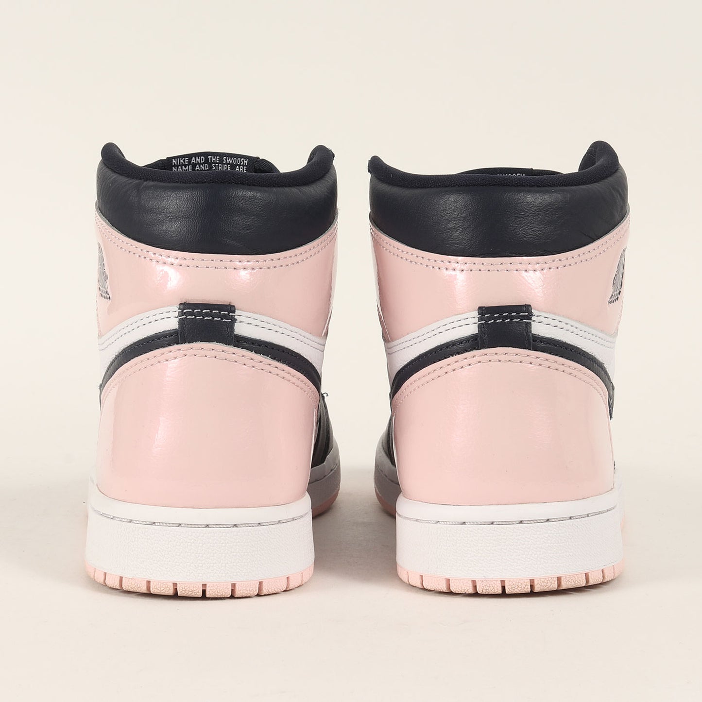 WMNS AIR JORDAN 1 RETRO HIGH OG ATMOSPHERE (DD9335-641)