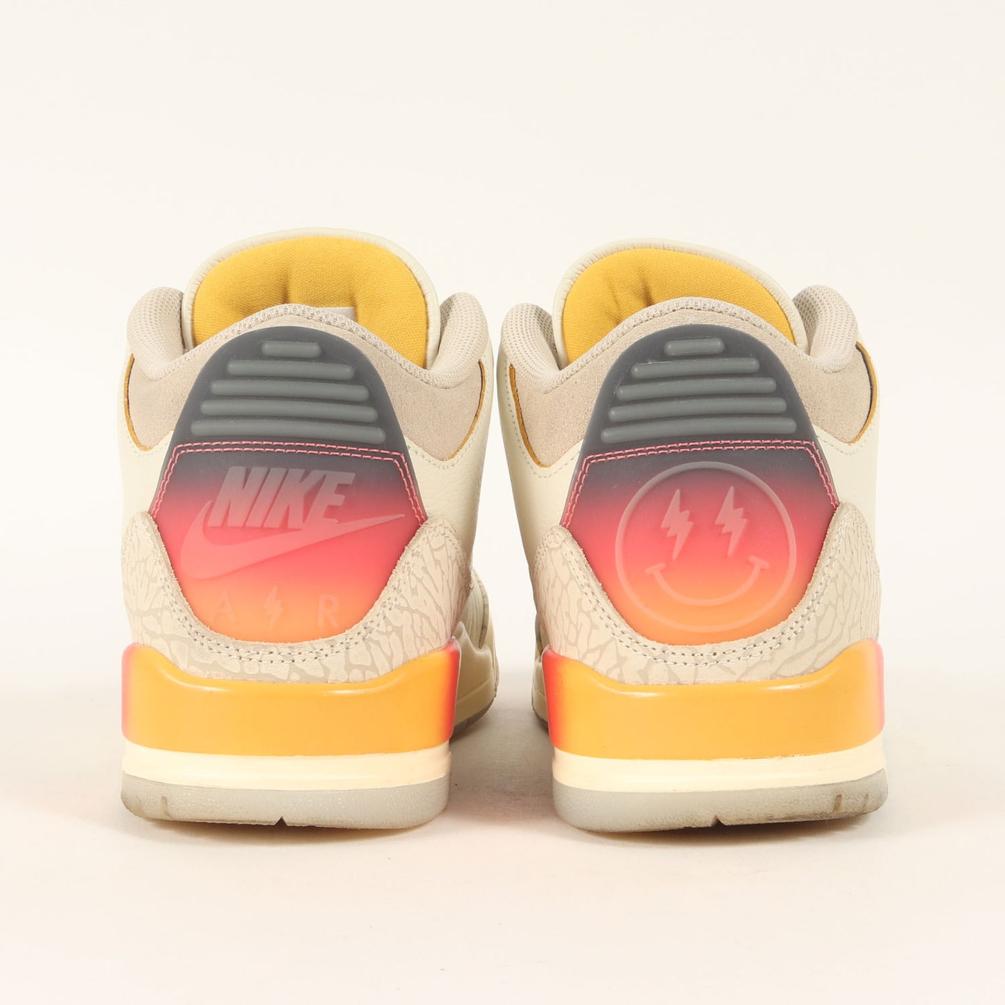 ×J.Balvin AIR JORDAN 3 RETRO SP (FN0344-901)