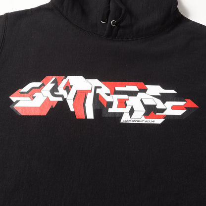 ×Delta グラフィックロゴ スウェットパーカー(Logo Hooded Sweatshirt)