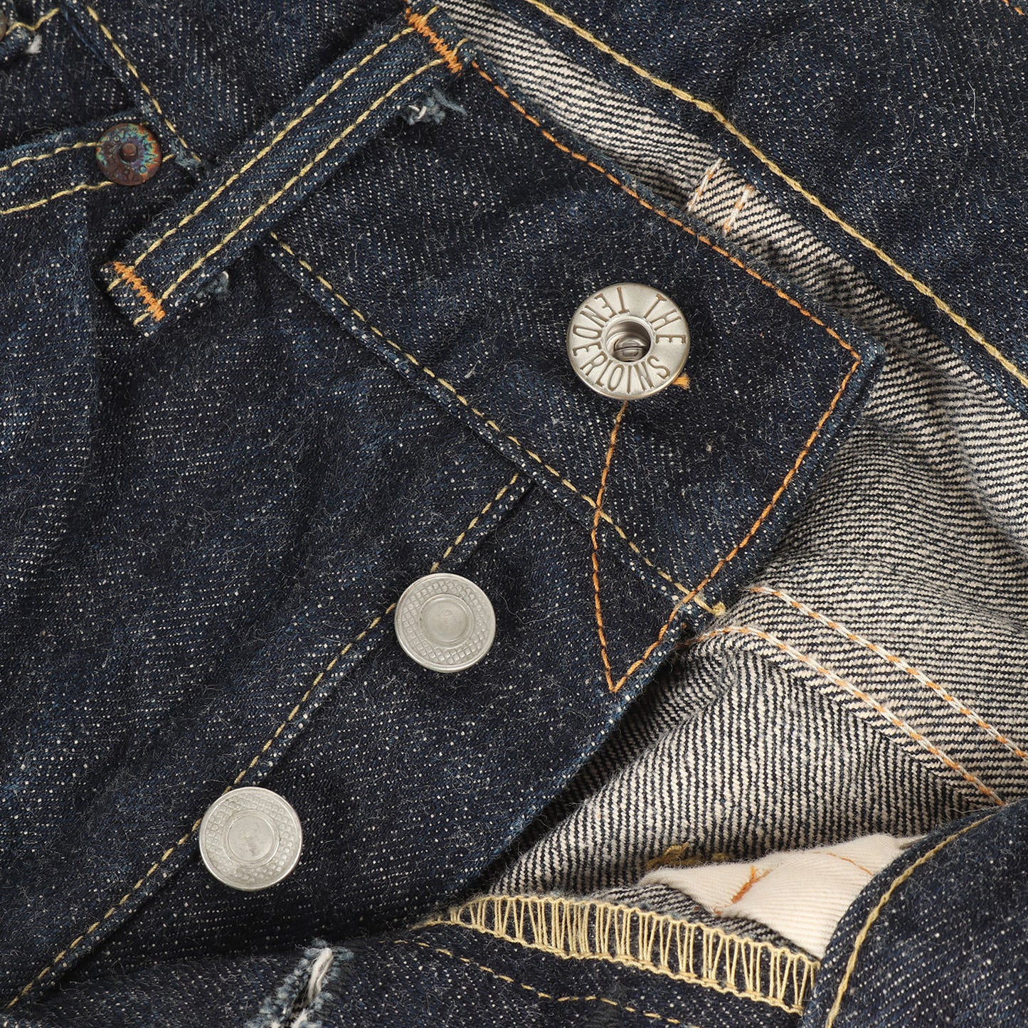 シンチバック付き セルビッチ デニムパンツ