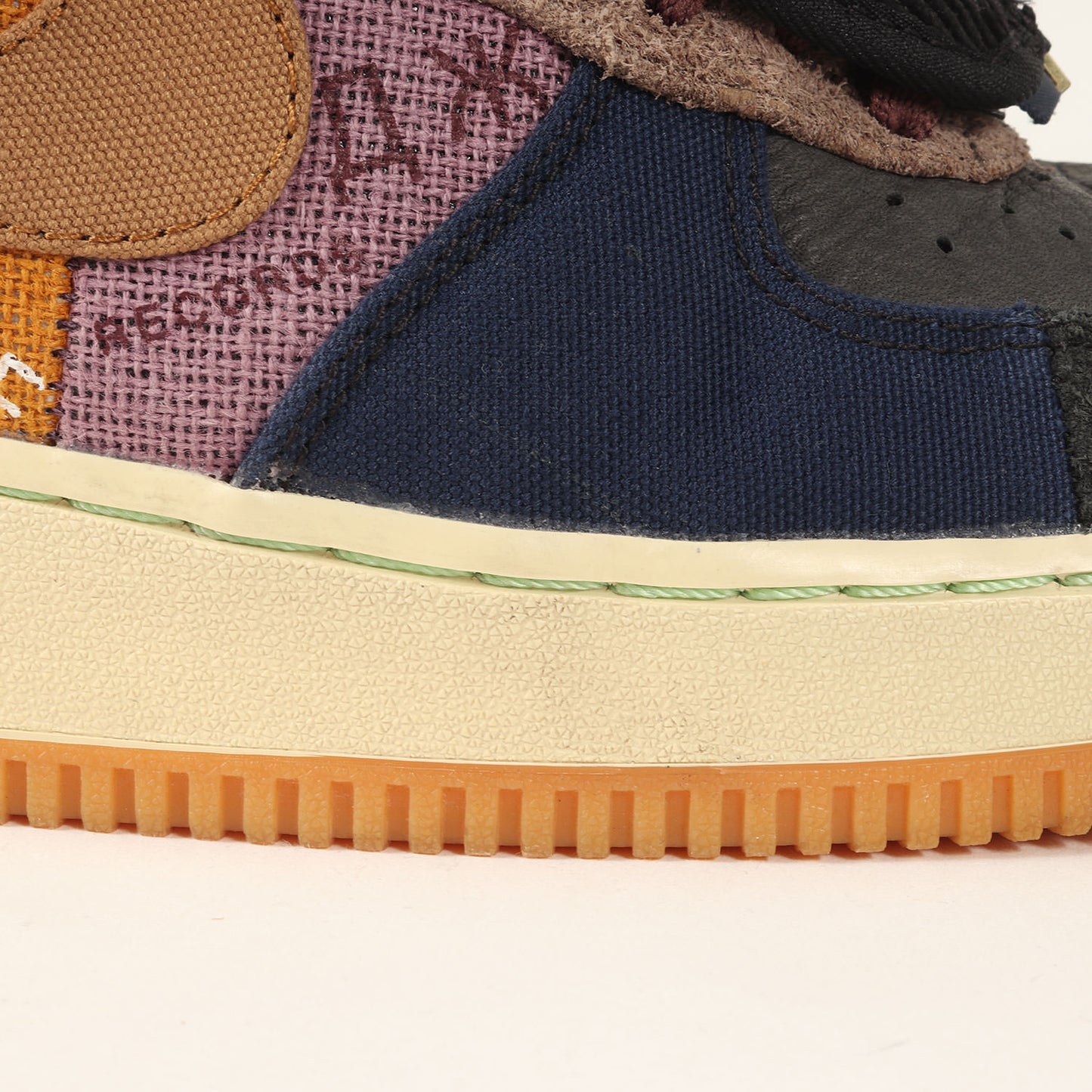 ×TRAVIS SCOTT AIR FORCE 1 LOW / CACTUS JACK (CN2405-900)