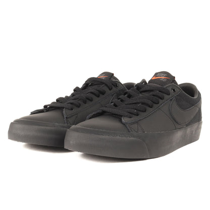 SB ZOOM BLAZER LOW PRO GT ISO TRIPLE BLACK (DR9099-001)