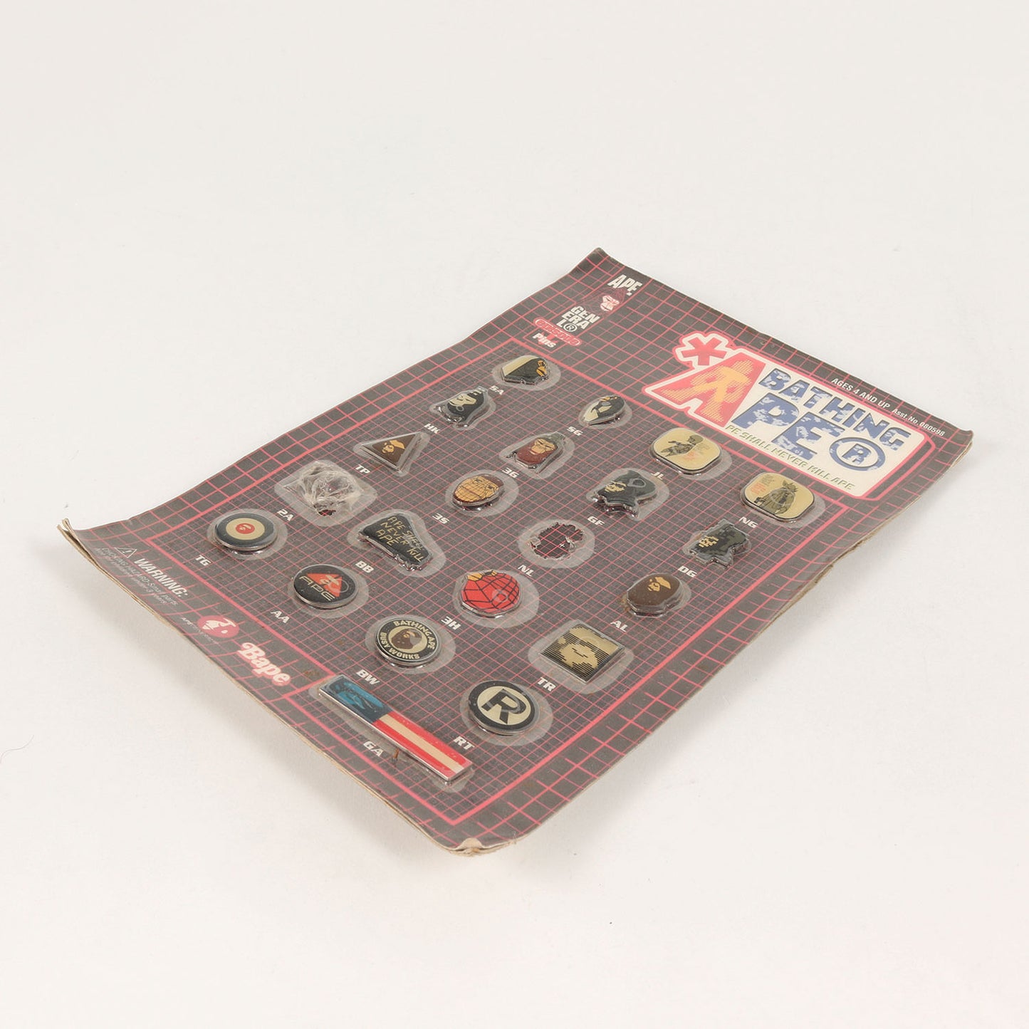 90s ピンバッチセット(FUTURA / ジェネラル / ASNKA etc)
