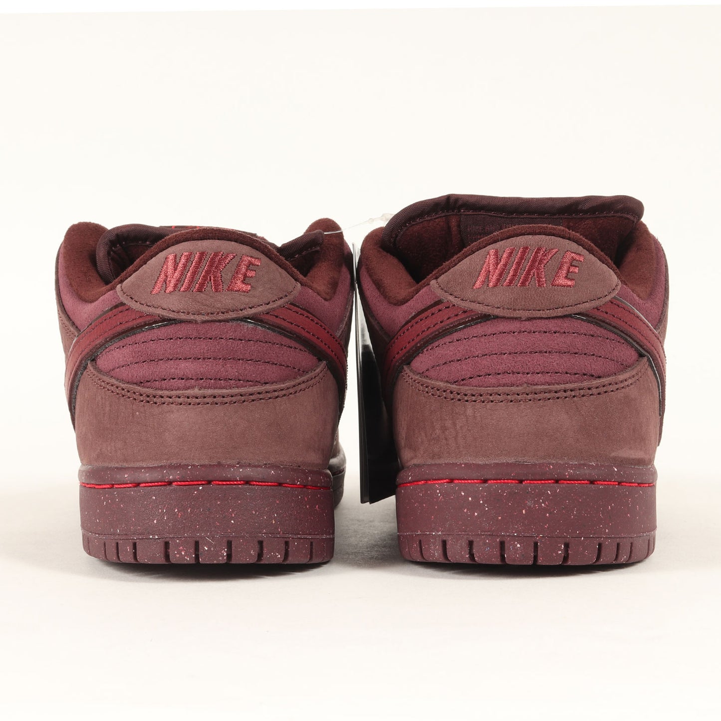 SB DUNK LOW PRM CITY OF LOVE (FN0619-600)