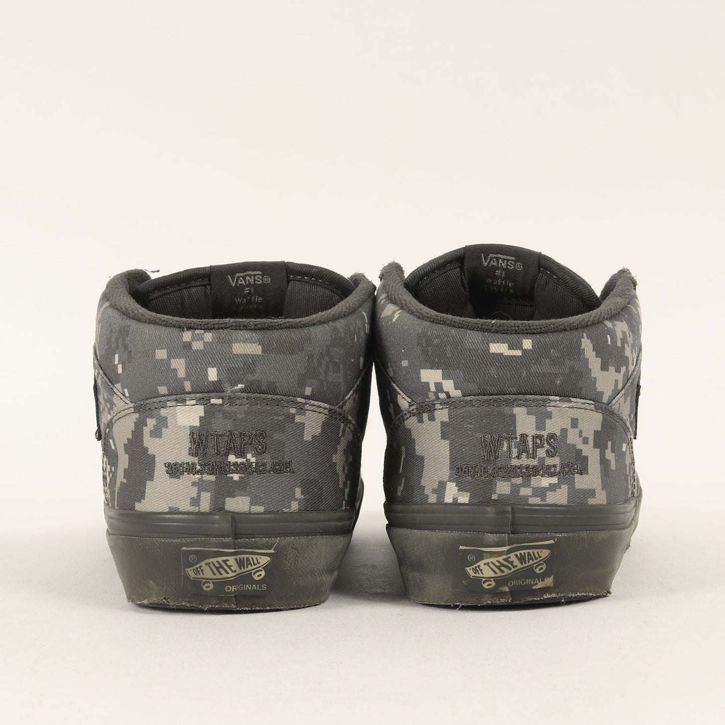 ×VANS VAULT HALF CAB DIGI CAMO