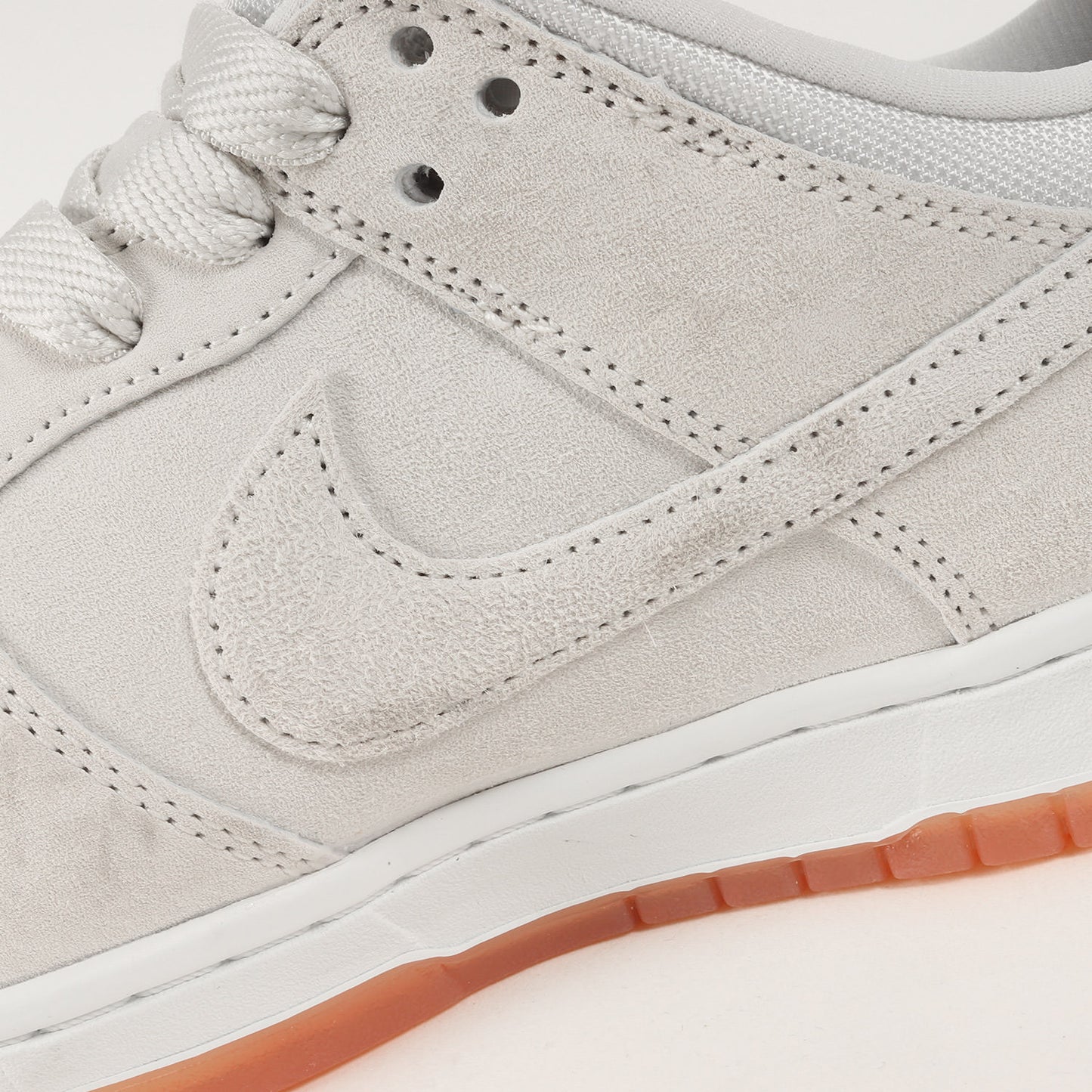 SB DUNK LOW PRO B PALE IVORY (HJ0367-100)