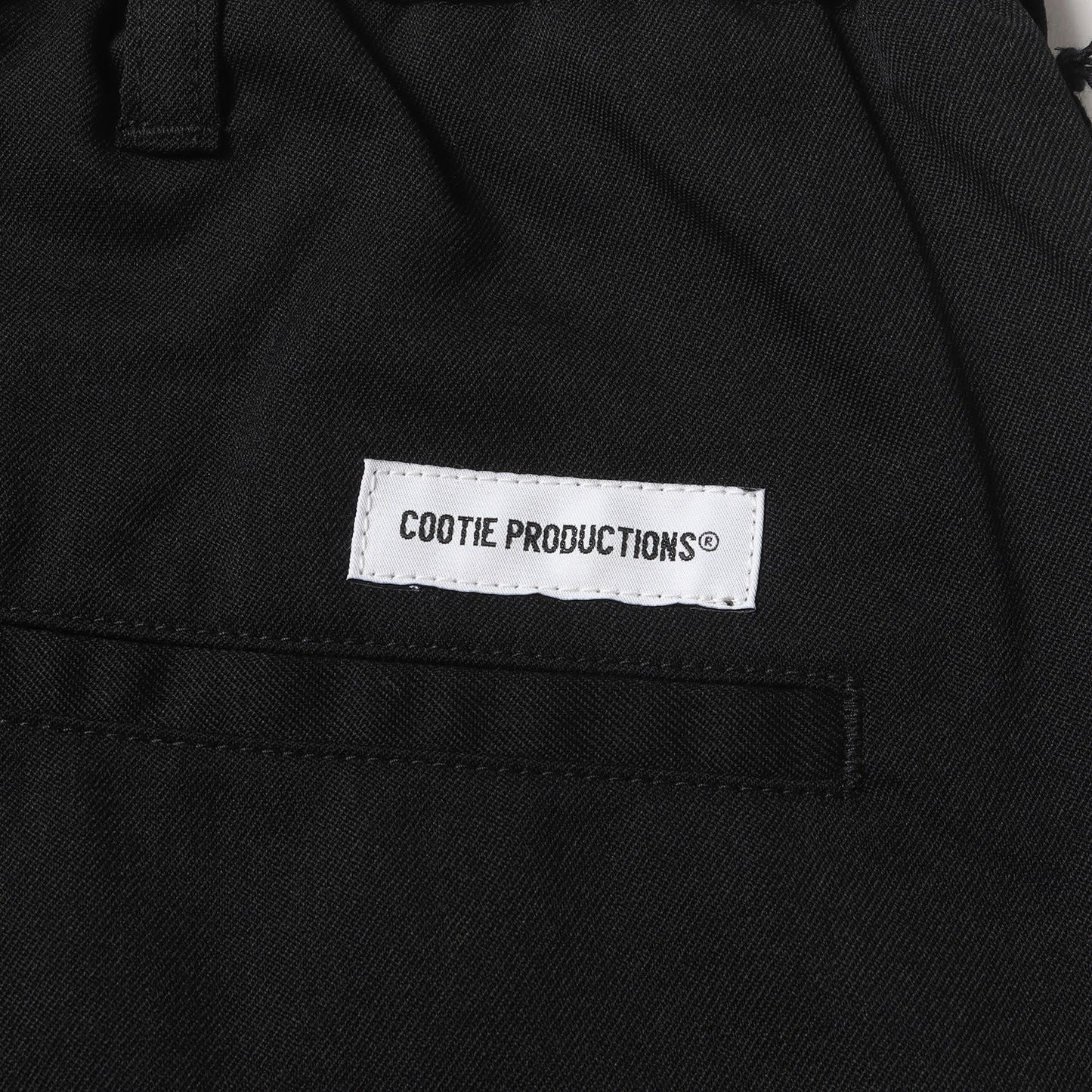 25SS 2タック ワイド イージーショーツ(Comfort Merino Saxony 2 Tuck Wide Easy Shorts)