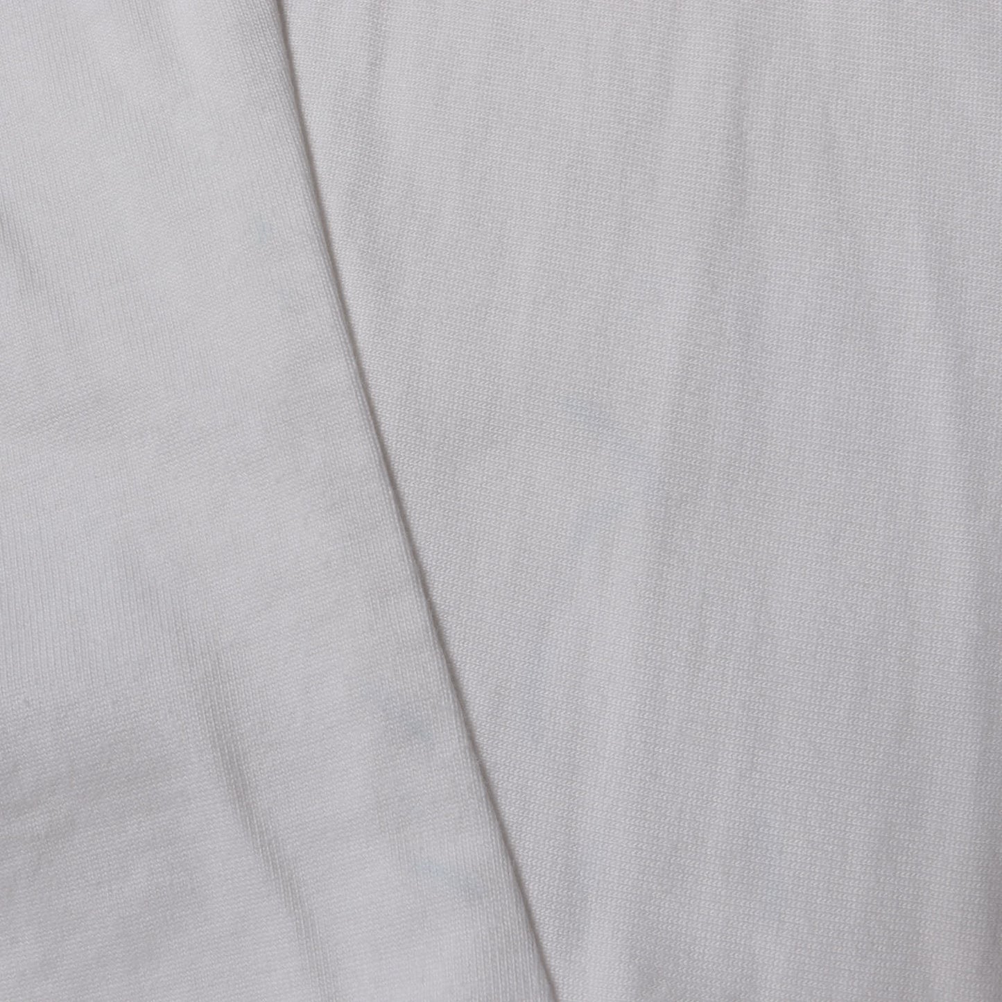 ×岩田剛典 Be My guest スモールBOXロゴ Tシャツ(S/S TEE)