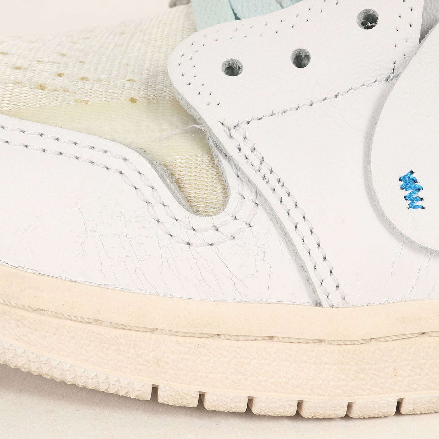 日本未発売 ×NIKE AIR JORDAN 1 NRG (AQ0818-100)