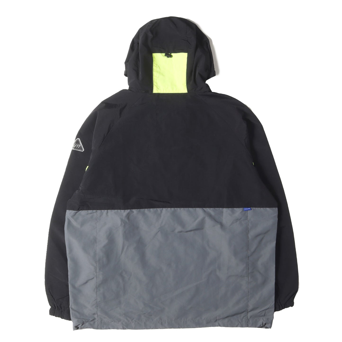 ハーフジップ ナイロン プルオーバージャケット