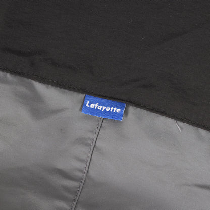 ハーフジップ ナイロン プルオーバージャケット