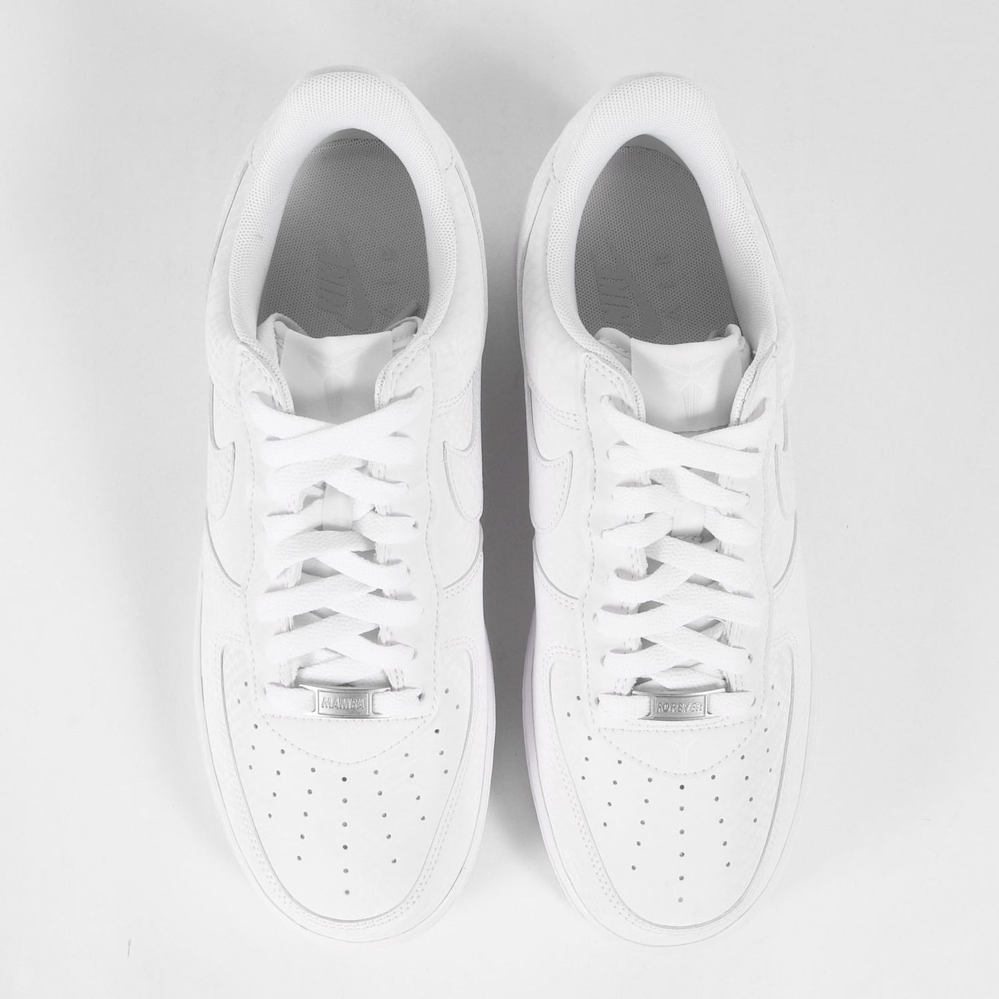 ×Kobe Bryant AIR FORCE 1 LOW (IB0018-100)