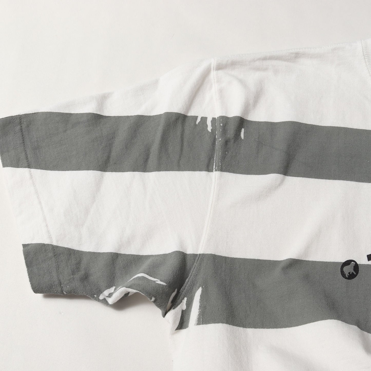 ボーダー オーバープリント Tシャツ