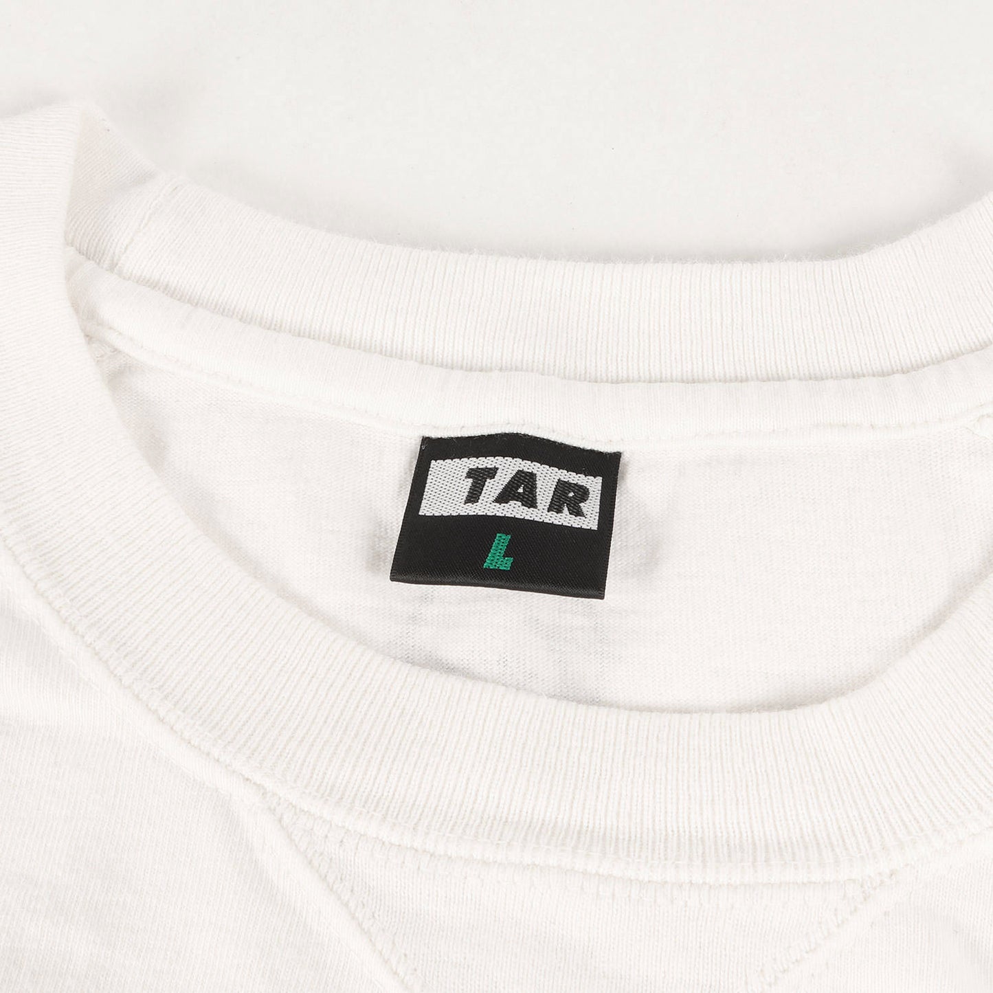 グラフィックプリント 前V Tシャツ