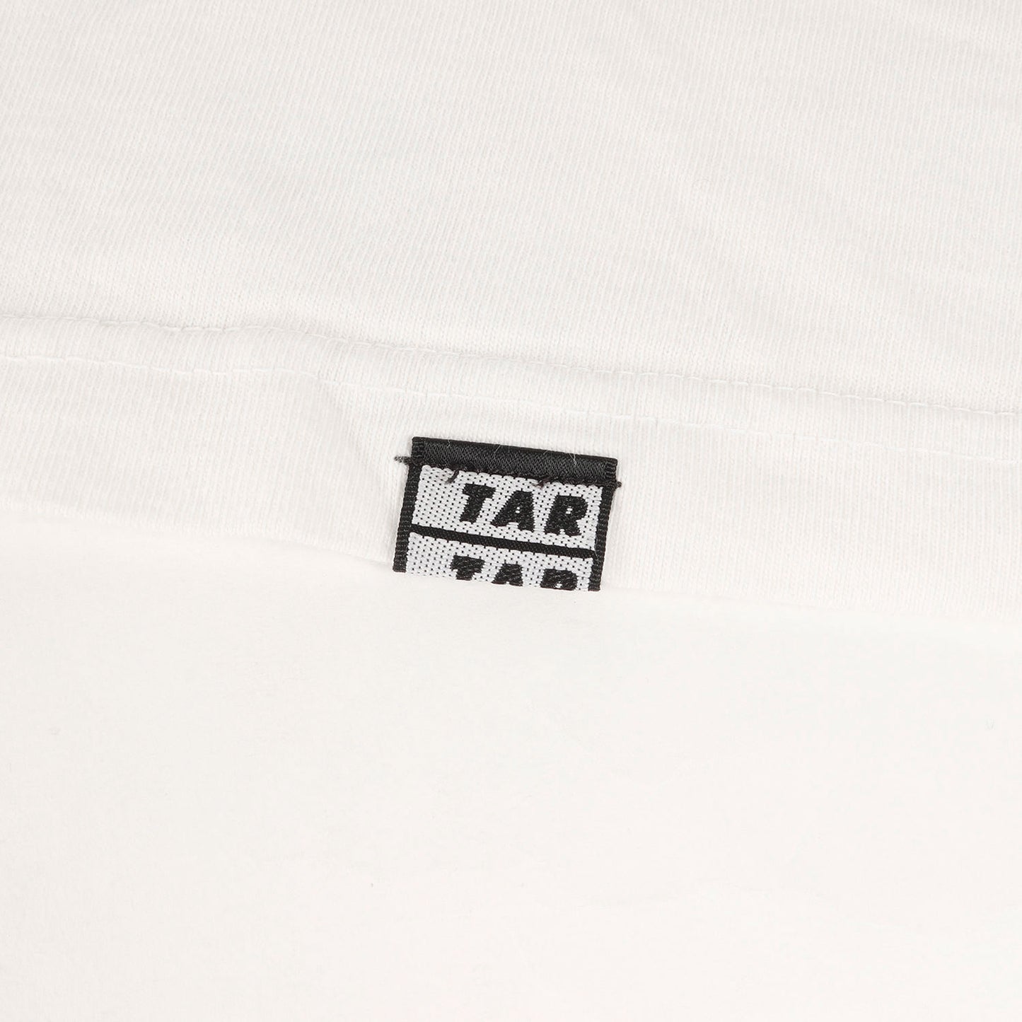 グラフィックプリント 前V Tシャツ