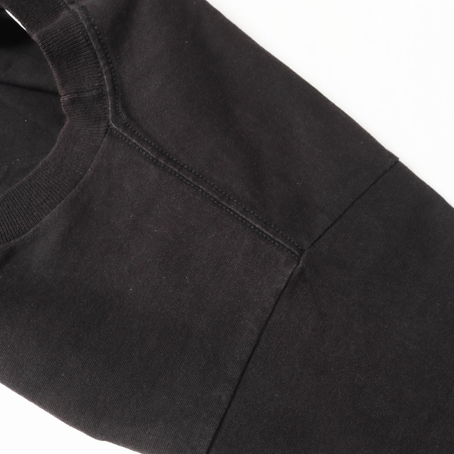 00s スクロールラベル&スタープリント ポケット Tシャツ