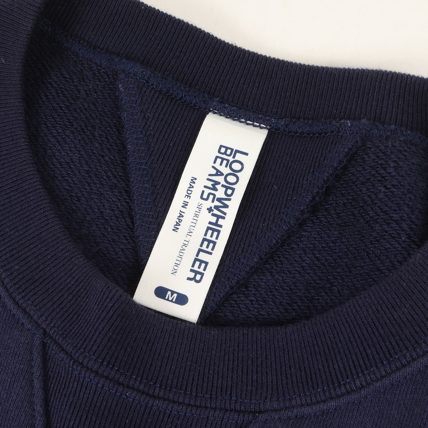 BEAMS PLUS別注 両V クルーネック スウェット