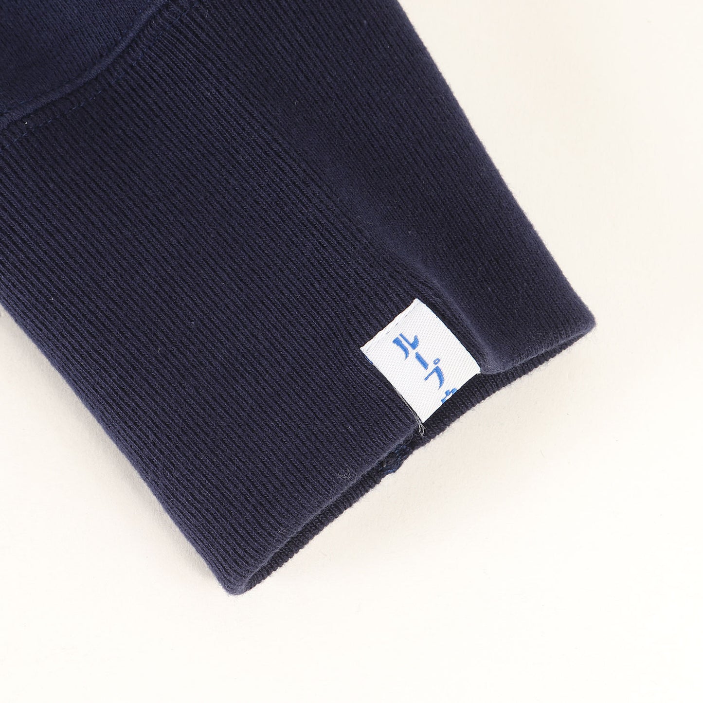 BEAMS PLUS別注 両V クルーネック スウェット