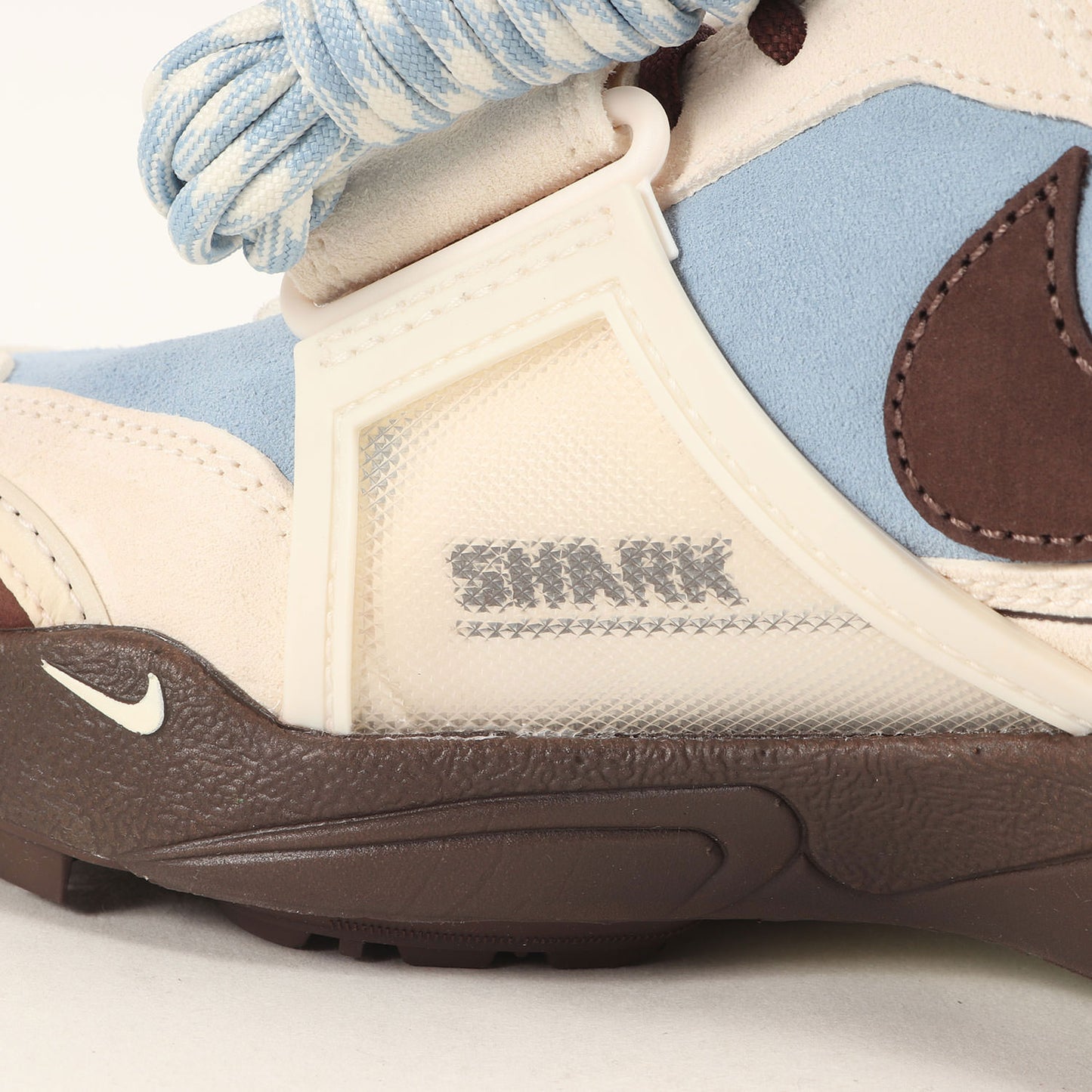 ×Travis Scott ZOOM FIELD JAXX LECHE BLUE (HQ3072-400)