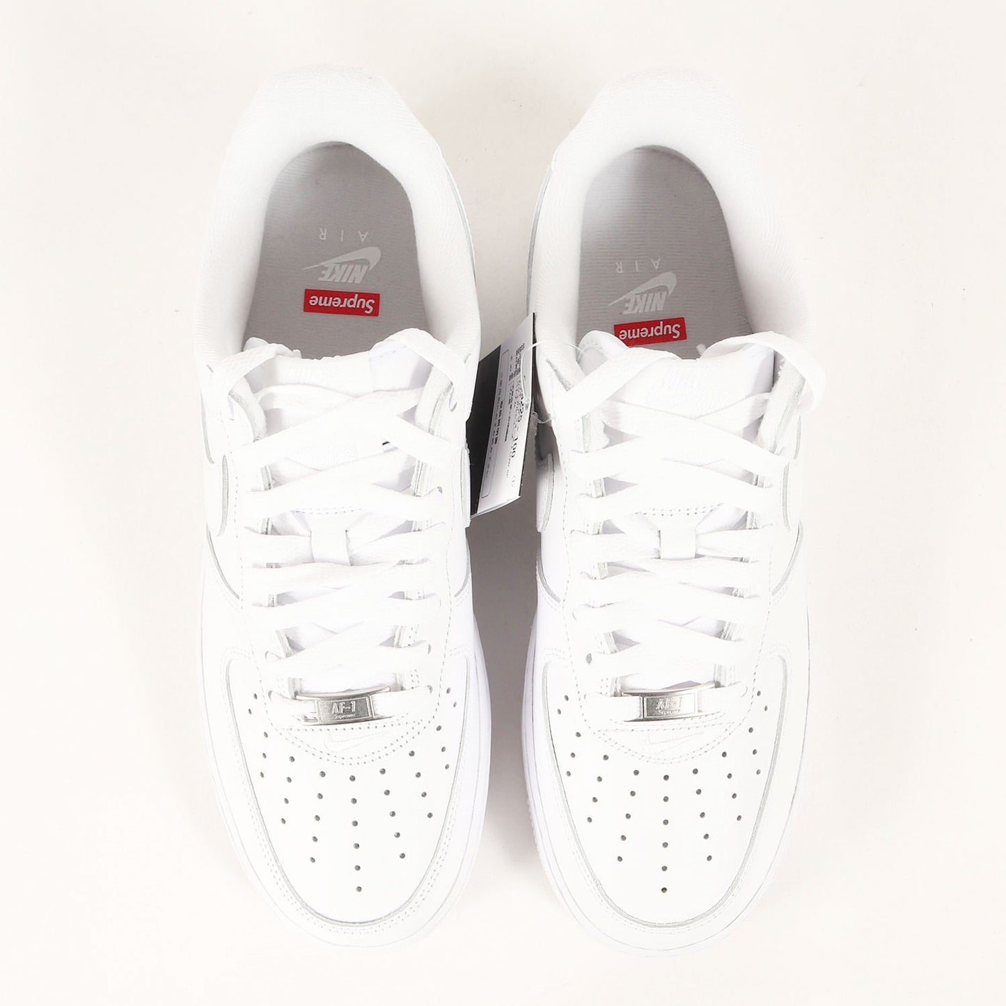 ×NIKE AIR FORCE 1 LOW / SUPREME (CU9225-100 / 2025年製)