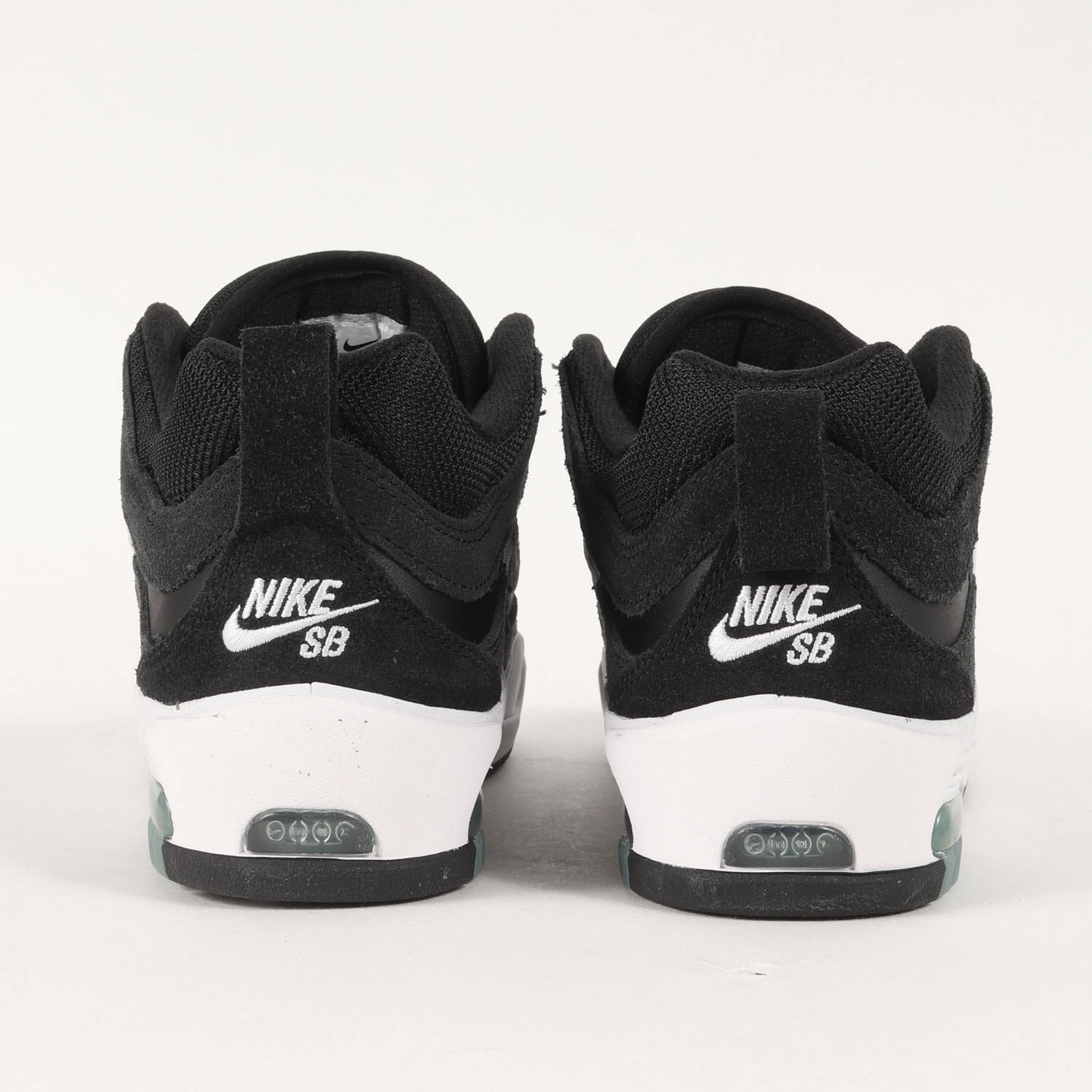 AIR MAX ISHOD (FB2393-004)