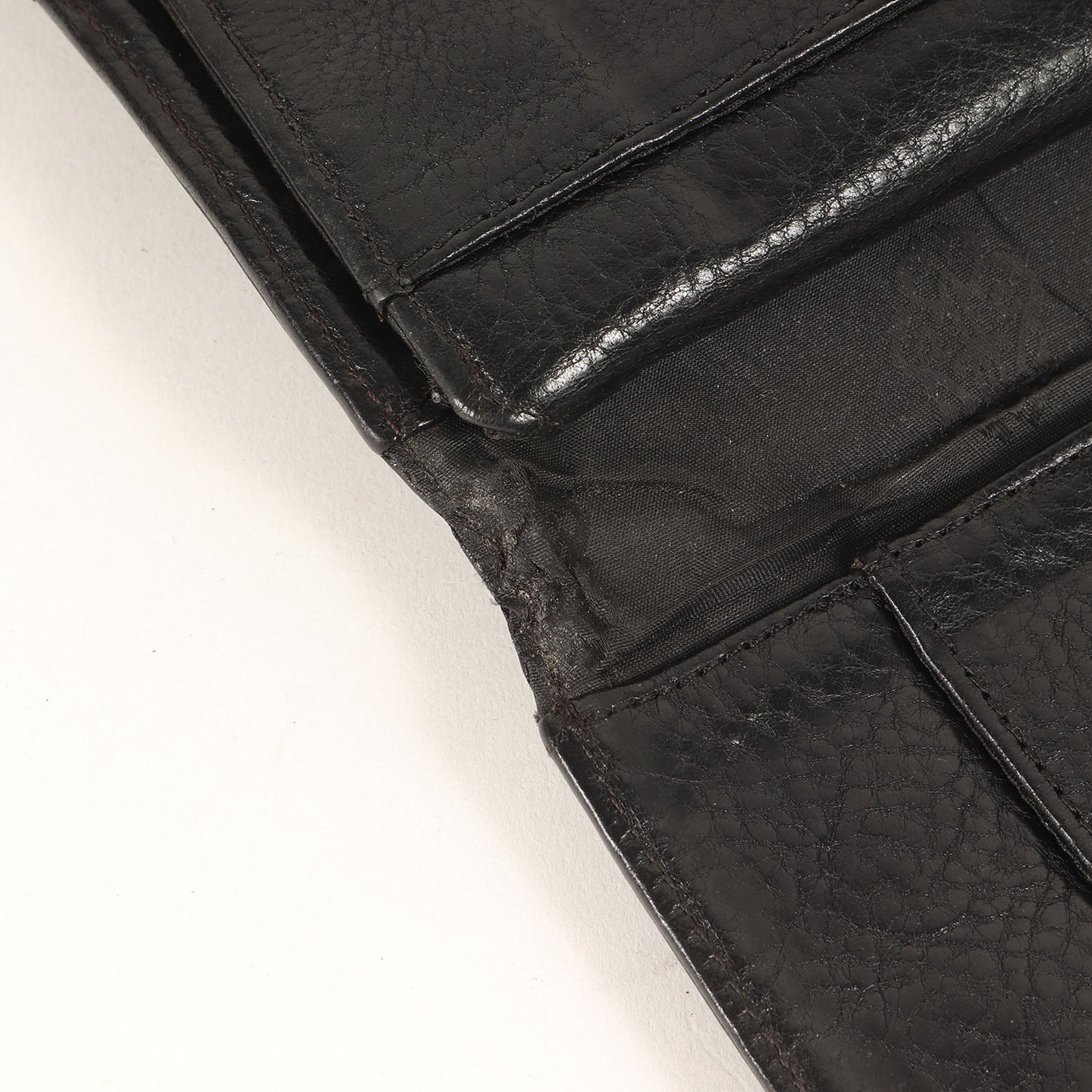 クロスボタン ウェーブ ヘビーレザー ロングウォレット / 長財布(WAVE WALLET CROSS BUTTON)