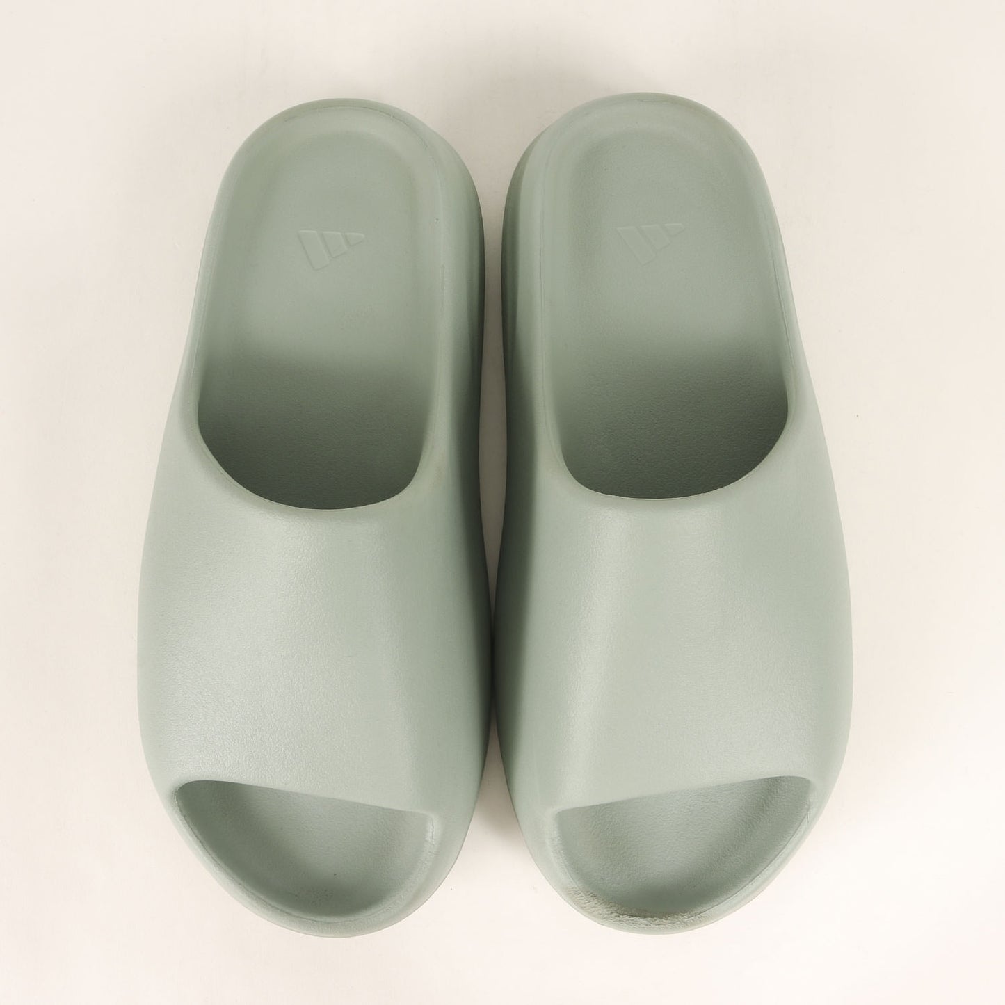 YEEZY SLIDE SALT (ID5480)