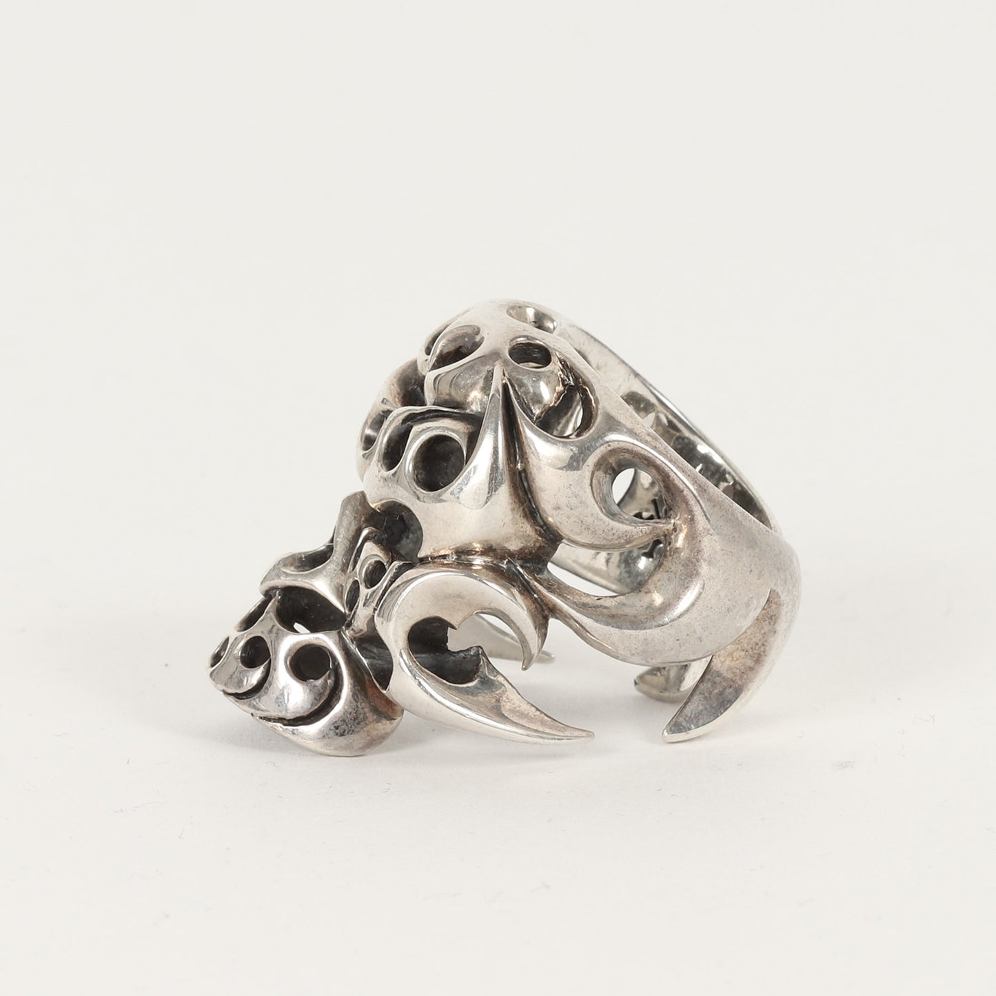 ボルネオスカル リング(BORNEO SKULL RING)