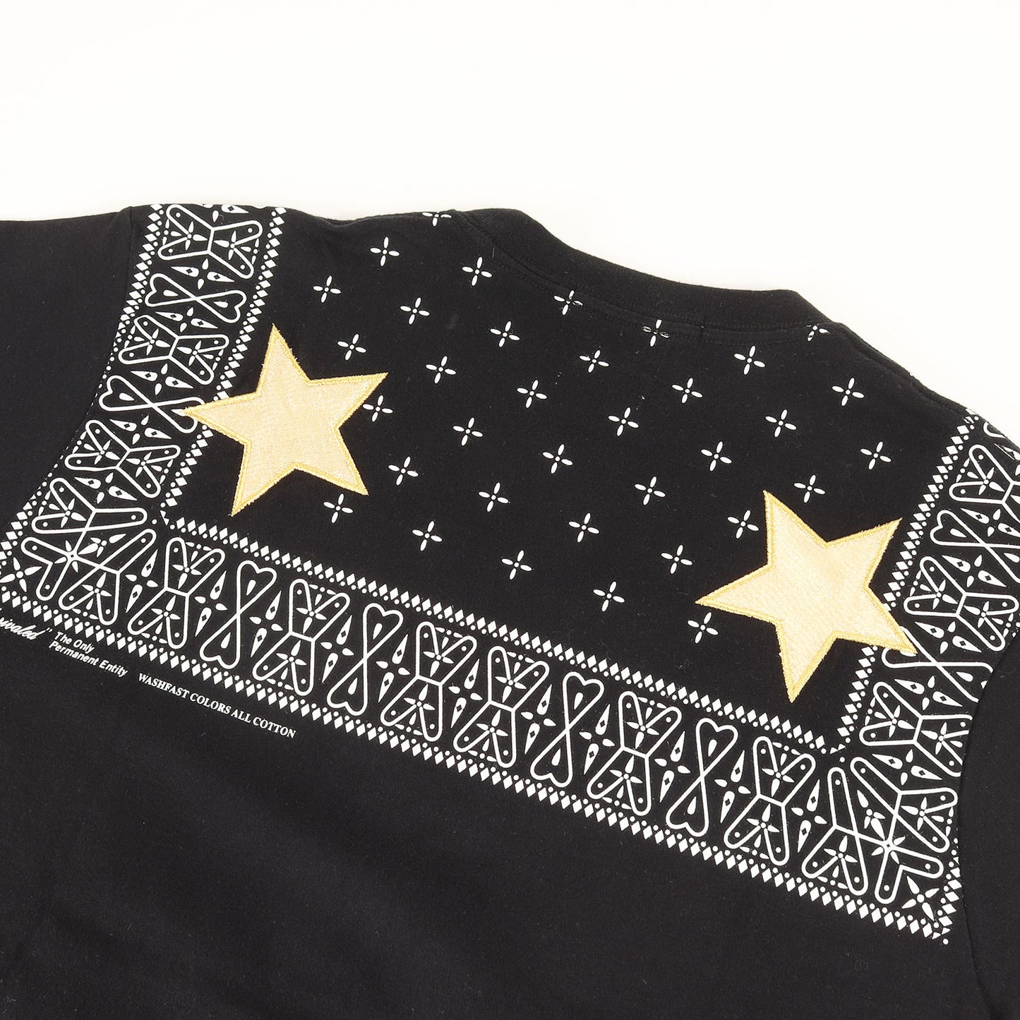 ×UNRIVALED スターパッチ バンダナプリント Tシャツ