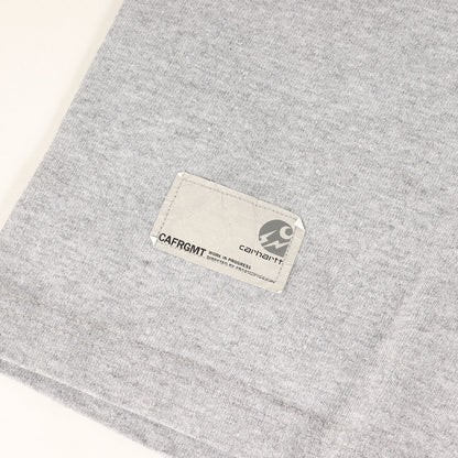 ×fragment design コラボロゴ クルーネック Tシャツ(S/S COLLEGE SCRIPT T-SHIRT)